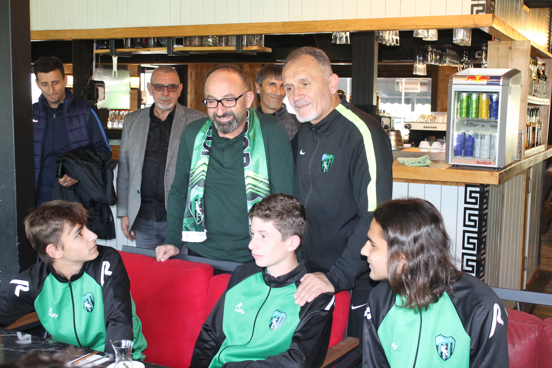 U15-U16 Takımımız ile kahvaltı yaptık.